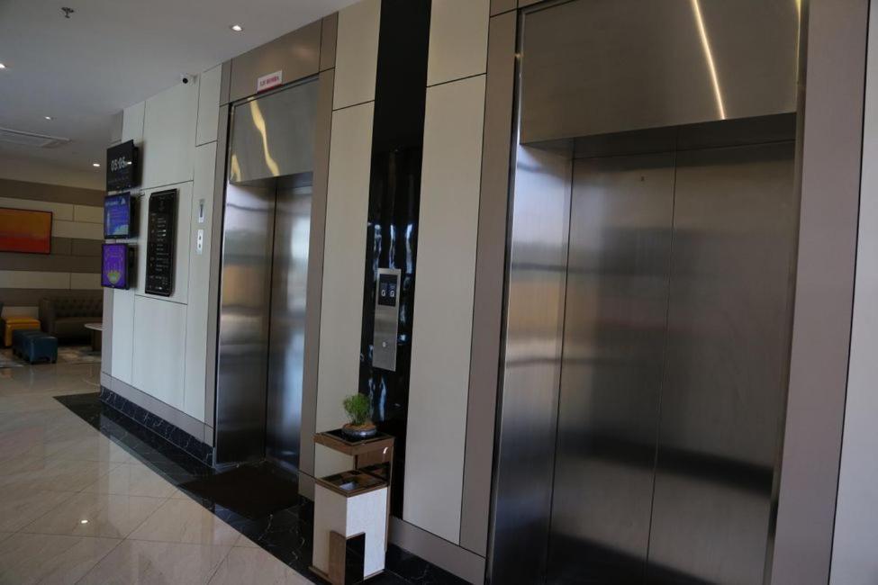 ริเวอร์เทล Hotel เตลุคอินทัน ภายนอก รูปภาพ