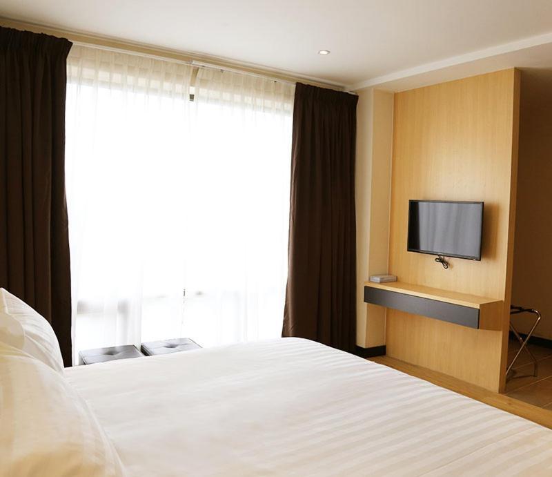 ริเวอร์เทล Hotel เตลุคอินทัน ภายนอก รูปภาพ