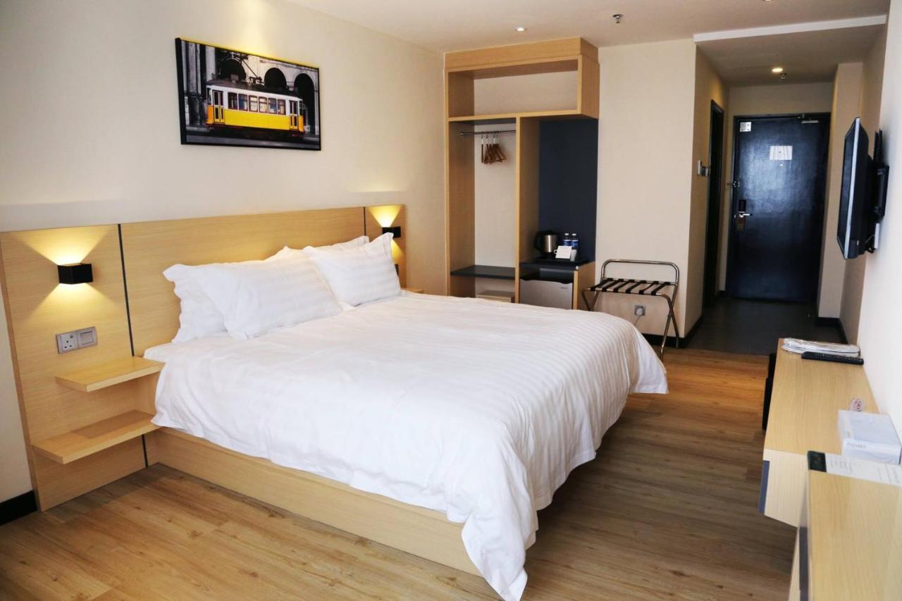 ริเวอร์เทล Hotel เตลุคอินทัน ภายนอก รูปภาพ