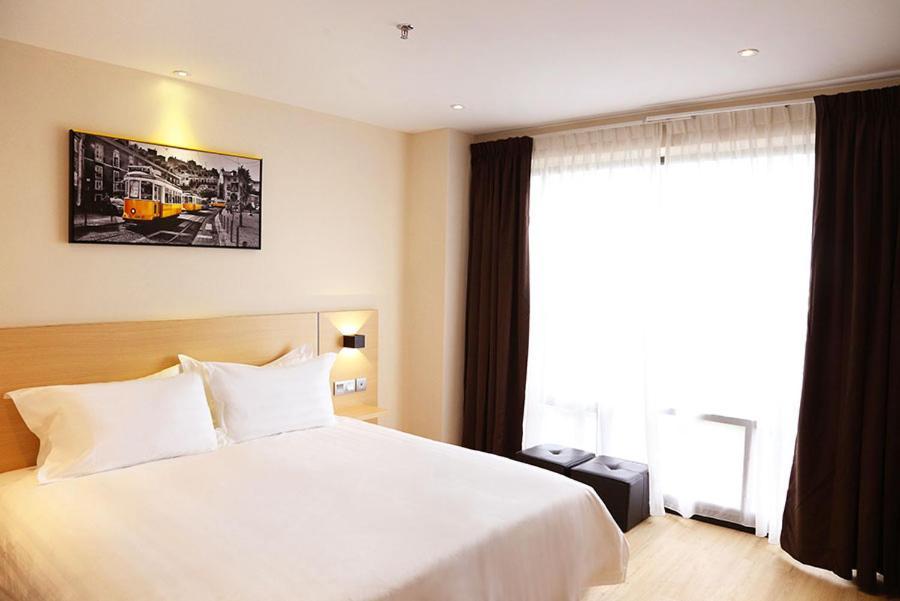ริเวอร์เทล Hotel เตลุคอินทัน ภายนอก รูปภาพ