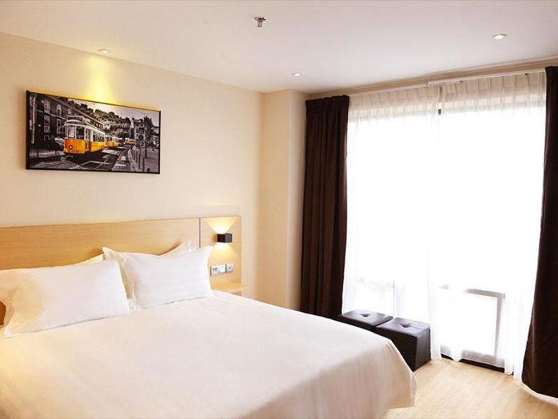 ริเวอร์เทล Hotel เตลุคอินทัน ภายนอก รูปภาพ